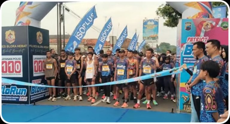862 PESERTA LARI NYALAKAN SEMANGAT PAHLAWAN PATRIOT BLORA RUN 2025